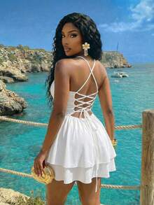 Slaydiva 2026春夏新款休闲优雅修身白色交叉绑带系带迷你连衣裙。适合日常穿着、购物、返校、音乐节、嘉年华、约会、派对、早午餐、机场穿搭、性感、度假、网红、夜店、婚礼宾客等场合。 - 白色 - 查看 4