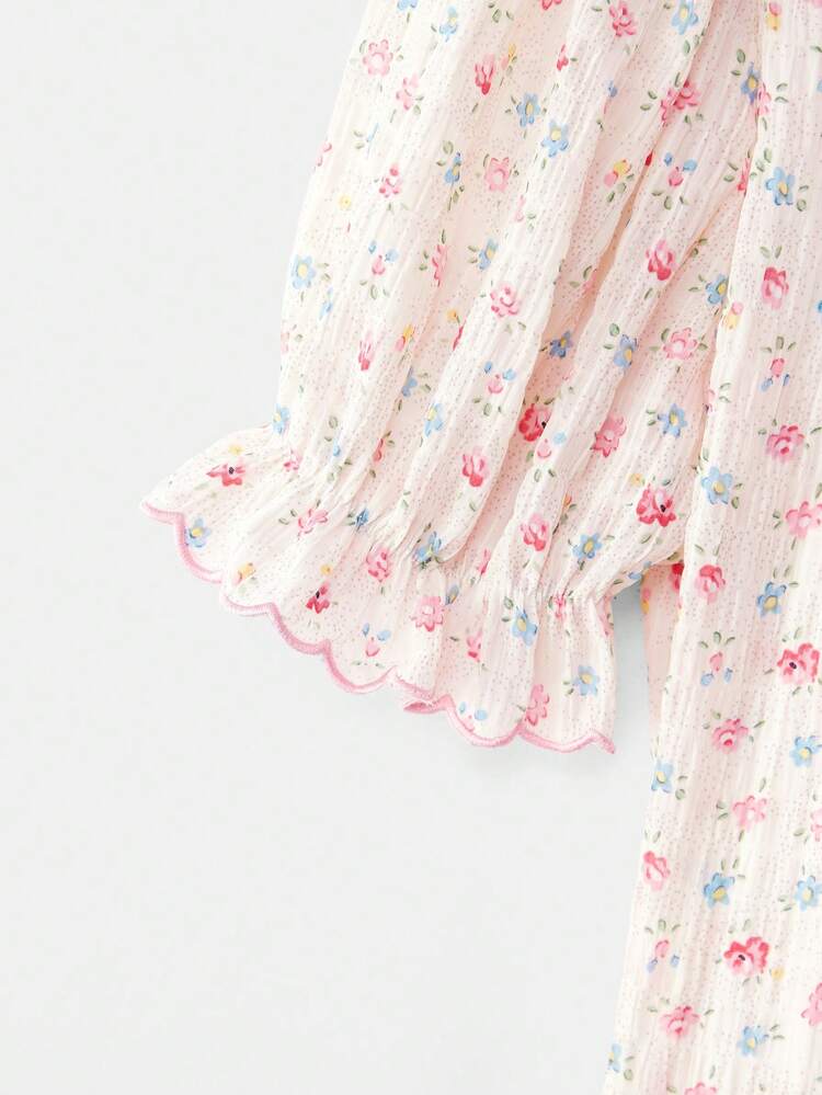 White Shirt With Multicolored Floral Print, Scalloped Details, Pleats, And Lace Cute Pink Flower Top Office Top Going Out Top Spring Summer French Style Parisian Style Women's Tops And Blouses Floral Print Blouse Ladies Clothes Puff Sleeve Blouse Scalloped Collar Top