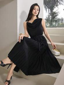 Heiryn Elegant Metal Buckle Pleated Commuter Dress For Women - Black - View 1