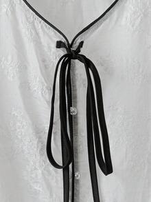 Franclia Áo sơ mi nữ dáng suông, thanh lịch, chất liệu Tencel, thêu họa tiết, xuyên thấu, cài khuy ngọc trai, kiểu dáng thường ngày. - trắng - Xem 4