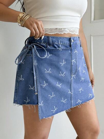 GalTyme Plus Size Bow Print Tie-Up Wrap Denim Shorts