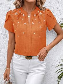 SHEIN Clasi 女士简约刺绣短袖上衣，休闲夏季服饰 - 橘色 - 查看 3
