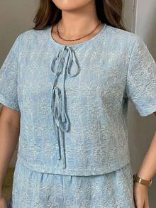 Zelara Bộ 2 món cỡ lớn dành cho nữ năm 2026, họa tiết kẻ caro, trang phục đi học, áo sơ mi thắt nơ phía trước, phong cách công sở thường ngày, quần short, trang phục dự tiệc, trang phục mùa thu cho phụ nữ trung niên, bộ 2 món họa tiết kẻ caro dành cho nữ, trang phục đi học, áo sơ mi thắt nơ phía trước, phong cách công sở thường ngày, quần short, trang phục cao cấp cho giáo viên, bộ 2 món mùa hè, trang phục công sở thanh lịch chất lượng cao dành cho giáo viên, bộ đồ hai mảnh thời trang thường ngày, bộ đồ hai mảnh dễ phối đồ, trang phục mùa hè, bộ đồ ngắn cho nữ, bộ đồ ngắn đi nghỉ mát mùa hè cho nữ, bộ đồ ngắn nữ, trang phục đi biển cho nữ, bộ đồ ngắn vải lanh, bộ đồ đi biển cho nữ, bộ đồ hai mảnh màu xanh dương cho nữ, bộ đồ hai mảnh tay ngắn cho nữ, bộ đồ ngắn cho nữ, bộ đồ mùa hè cho nữ, bộ đồ mùa hè cho nữ, bộ đồ vải lanh hai mảnh cho nữ, bộ đồ mùa hè cho nữ, bộ đồ vải lanh hai mảnh cho nữ, bộ đồ phối hợp cho nữ, bộ 2 món thường ngày, bộ đồ phối hợp thường ngày cho nữ. - Xanh và trắng - Xem 5