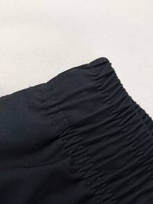 Surfspeed Pantalones cortos de playa con cordón en la cintura y estampado de palmeras para hombres - Negro - Ver 5