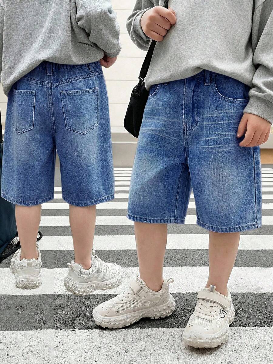 SHEIN Little Byeori 青少年男童休闲百慕大牛仔短裤,带口袋 - 中等水洗藍 - 查看 1