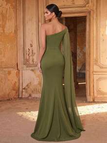 Aureia Elegant Gray-Green Elastic Knit Strapless Asymmetric Ruffle Chiffon Maxi Dress, Flattering Asymmetrical Split Design, Suitable For Weddings, Parties, And Formal Occasions - Grass Green - View 4