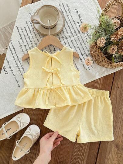 SHEIN LMoss Kids Babygirl Cute Summer Pink & White Striped Bow Sleeveless Top And Elastic Waist Shorts Set