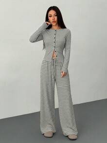 SHEIN PETITE Bộ đồ nữ 2 món gồm áo tay dài cài cúc phía trước kẻ sọc và quần ống rộng, thích hợp cho mùa xuân và hè. - Nhiều màu - Xem 7