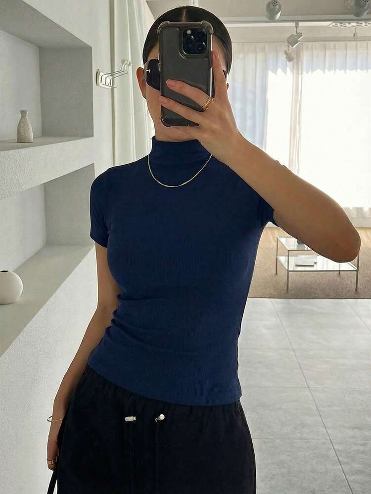 Women's Solid Color Turtleneck Fitted Undershirt