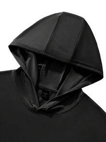 Manfinity Swimmode Áo chống nắng dài tay có mũ trùm đầu in họa tiết tối giản dành cho nam giới - màu đen - Xem 3