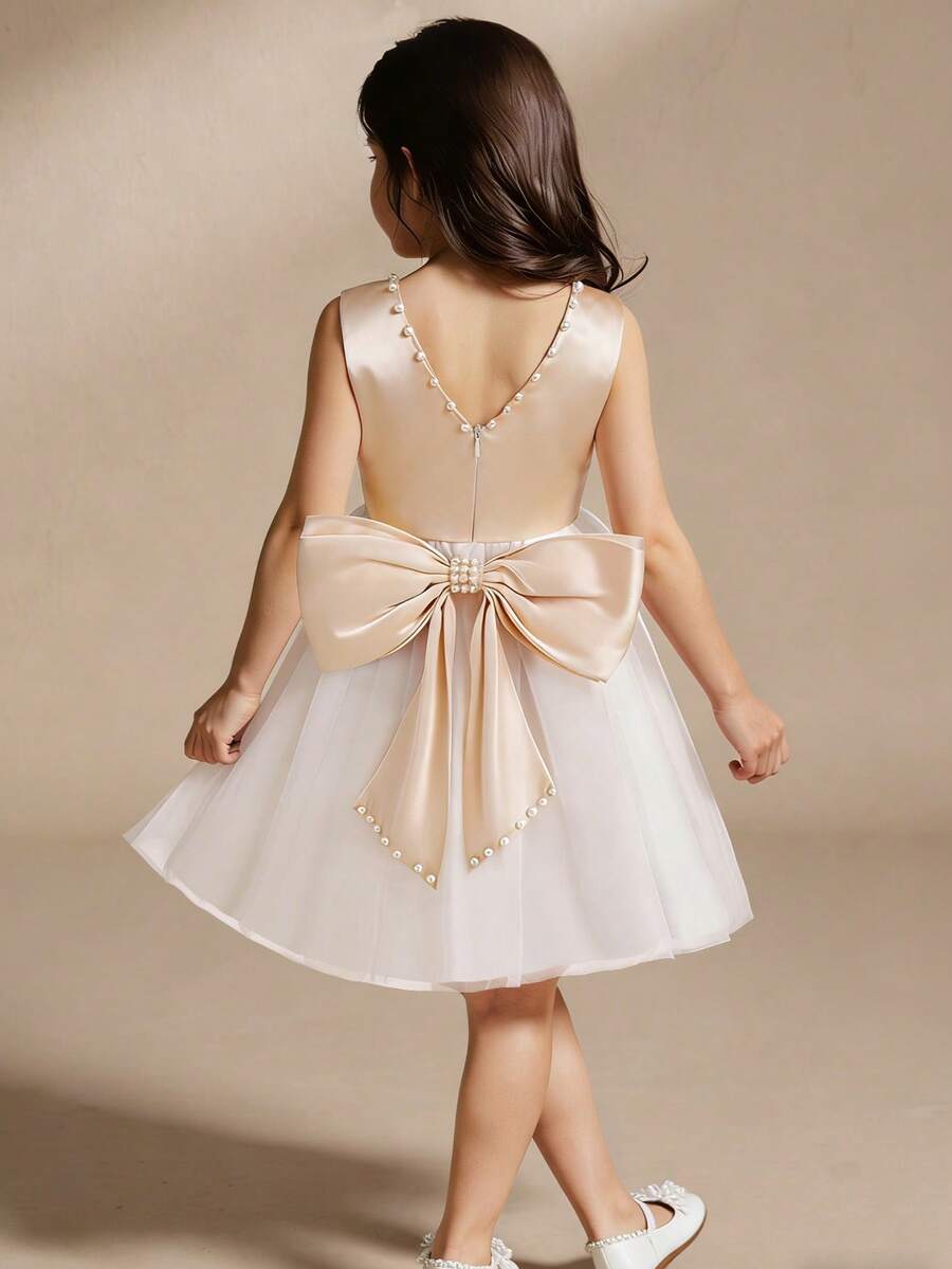 SHEIN Glamorique Kids 女童白色蝴蝶结腰身V领露背刺绣优雅派对连衣裙,适合所有季节 - 白色 - 查看 1