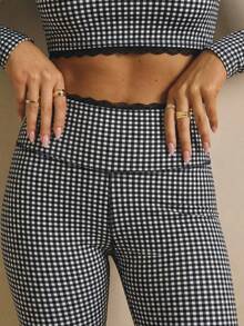 Aralina Leisurewear Lace Trim Long Sleeve Crop And Legging Active Gym Workout Two Pieces Women Set - Black and White - View 4