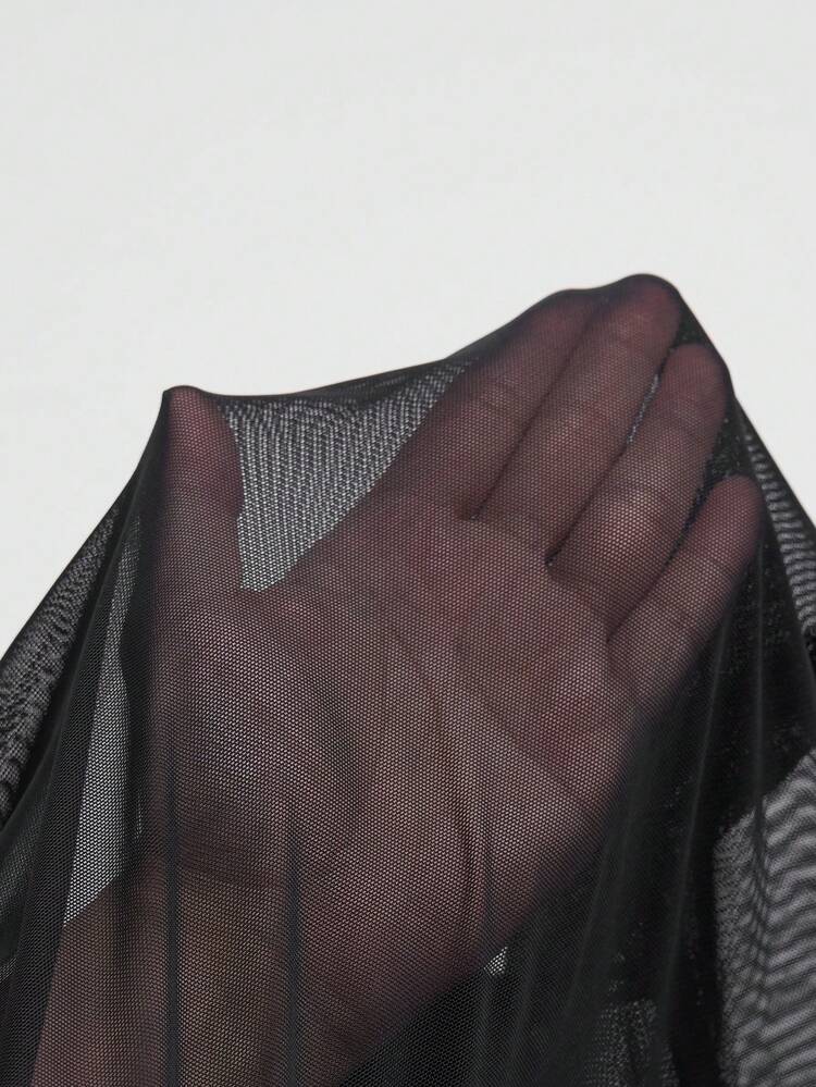 SHEIN Maija MAIJA Summer Backless Halter Neck Twist Front Crop Top