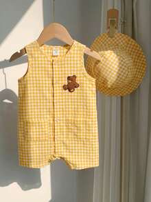 SHEIN 2件套新生儿男女通用休闲蓝白格子卡通熊印花连体衣和帽子套装，适合春夏外出和度假。 - 黃色 - 查看 3