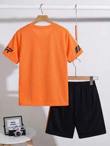SHEIN 2pcs Tween Boy Splice Sports Textured Vertical Stripe Pattern Short Sleeve T-Shirt And Shorts Set - Orange - View 6