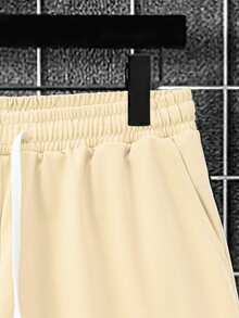 Manfinity Homme Setelan Kasual Musim Panas Pria: Kaos Lengan Pendek dan Celana Pendek 2 Potong - MultiWarna - View 5