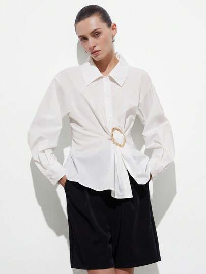 Aveloria Modichic 优雅通勤奢华金属扣装饰褶皱设计女士长袖衬衫