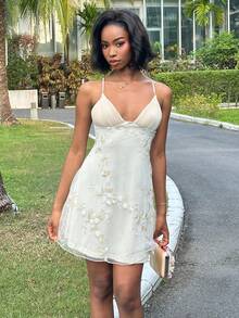 Mima John 女士优雅性感褶皱罩杯刺绣纯色修身 A 字迷你连衣裙 - 杏色 - 查看 7