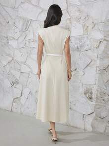 Heiryn 优雅V领系带连衣裙，通勤必备 - 杏色 - 查看 6