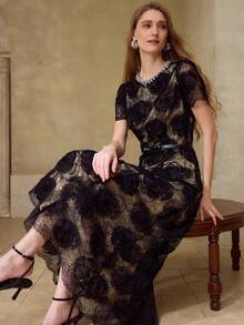 MOTF PREMIUM Đầm ngắn tay phối ren hoa kèm thắt lưng - màu đen - Xem 5