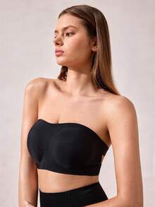 女士无缝无钢圈文胸，性感单肩设计，防滑侧边，可拆卸垫和交叉后背，无肩带 - 黑色 - 查看 5