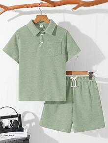 SHEIN 两件套男童休闲宽松纯色 Polo 领短袖 T 恤和短裤套装，适合通勤、上学、日常休闲穿着、运动、春夏穿着。 - 薄荷綠 - 查看 7