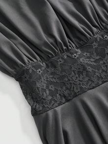 ROMWE Đầm ngắn eo thấp cổ yếm phối ren tương phản cho kỳ nghỉ hè của phụ nữ - màu đen - Xem 3