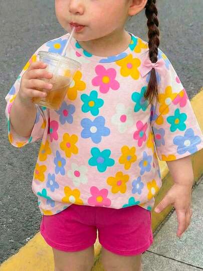 SHEIN 2pcs Baby Girl Cute Floral Pattern Casual Minimalist Short Sleeve Round Neck T-Shirt And Shorts Set, Suitable For Summer Girls Casual Everyday Knit Flower Toddler Floral Toddler Sunflower Color Top Baby Girl Sun Protection Shirt Girl Toddler Summer Tops