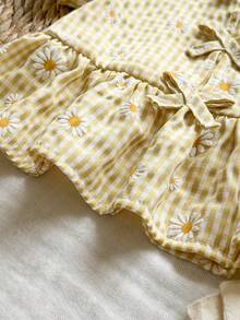 SHEIN Baby Girls' Blouse With Unique Floral Fabric Texture, Countryside Vacation Style, Cute & Fashionable, Comfortable For Spring/Summer, Bow Decor - Yellow - View 10