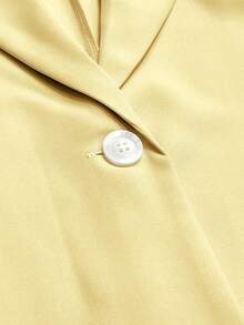 GlowEve CURVE Plus Size Women Solid Color Lapel NeckSingle-Breasted Casual Jacket Fall - Yellow - View 3