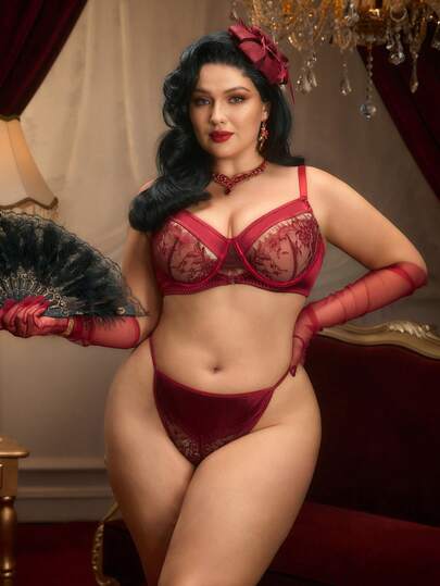 Wine Red Plus Size Women's Vintage Lace Underwire Bra And Low-Waist Panty 2-Piece Set