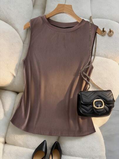 Franclia Plus Size Women's All-Match Camisole, Versatile Sleeveless Top, Elegant Commuter Wear, Refined Layering Piece, Knit Fabric, Sleeveless Round Neck, Spring Summer Autumn