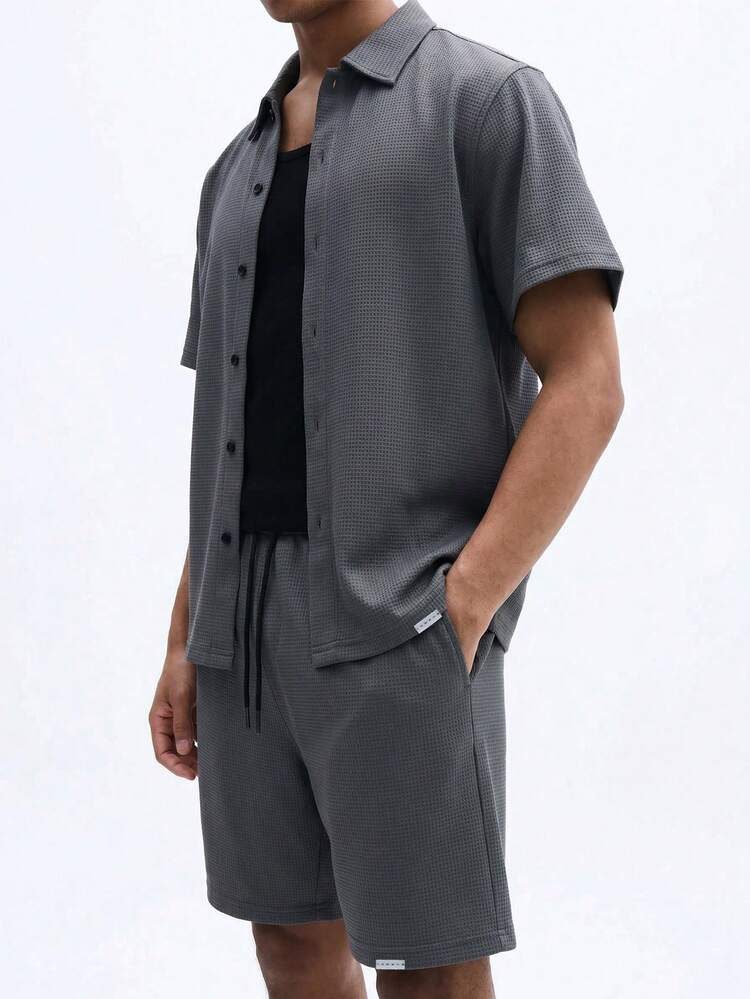 Koszula z krótkim rękawem i szortami w komplecie