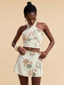 Travachic 女款白色刺繡露背掛脖上衣，夏季波希米亞風花卉度假休閒梭織上衣，適合假期與茶會，優雅西式波希米亞風上衣 - 彩色 - 查看 4