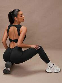 Lumalex Mono de ajuste ceñido, sin mangas, con espalda descubierta y recortes, de unicolor - Negro - Ver 6