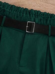 GlowEve CURVE Celana Pendek Kasual Elegan Model Paper Bag Pinggang Warna Polos dengan Patchwork Renda Ukuran Plus, Warna Hijau Formal Musim Panas - Dark Green - View 3