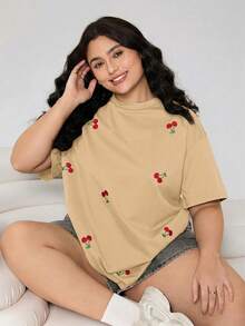 Solflare Cherry Embroidery Khaki Casual Plus Size Short Sleeve T-Shirt - Khaki - View 2