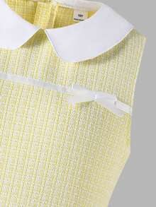 SHEIN Vestido azul-celeste para meninas pré-adolescentes com gola Peter Pan, estampa floral 3D e cintura marcada. Elegante e versátil, confortável para passeios, férias e encontros familiares. - Amarelo - Ver 6