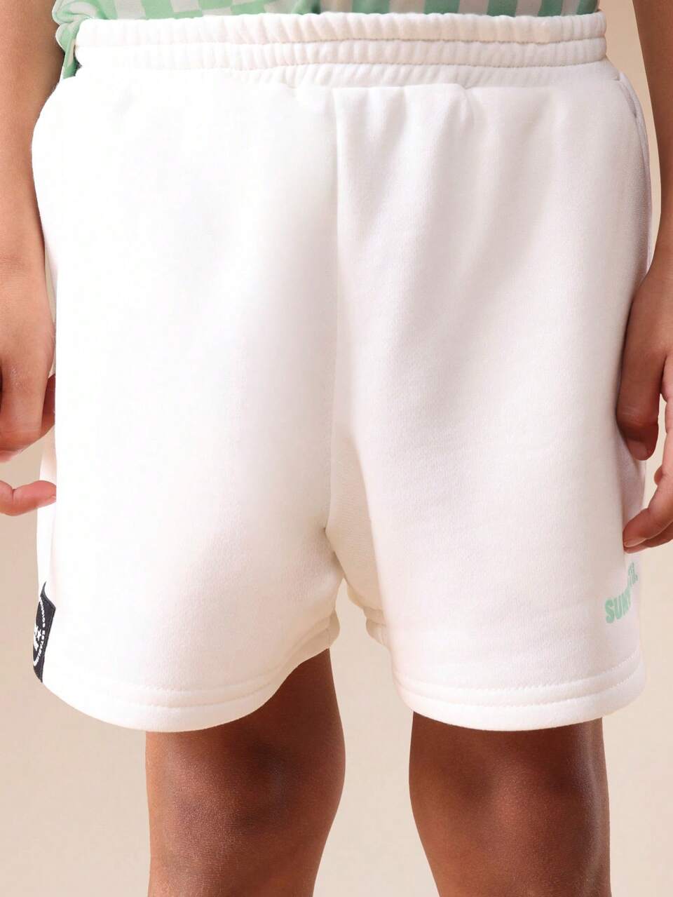 チェック柄Tシャツとショーツのセット