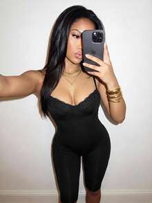 Slaydiva 春夏新款Y2K街头风性感单品：性感、派对、晚餐、约会、夜店、夜生活、旅行穿搭、机场、街头风、Y2K、派对、度假、基础款、蕾丝边饰胸罩肩带连体衣 - A - 黑色 - 查看 4