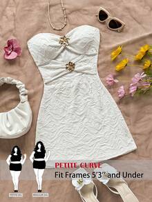 SHEIN PETITE CURVE 大码纯色金属装饰镂空性感休闲简约抹胸连衣裙 - 白色 - 查看 1