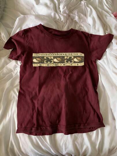 Glimmora Camiseta de manga corta ajustada con estampado de tinta blanca para mujer