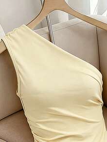 Resyla Áo hai dây lệch vai xếp ly kiểu Pháp thanh lịch, Áo ôm sát màu vàng kem, vạt áo bất đối xứng, Áo xếp ly cổ bất đối xứng màu vàng kem kiểu Baddie - Màu be - Xem 3