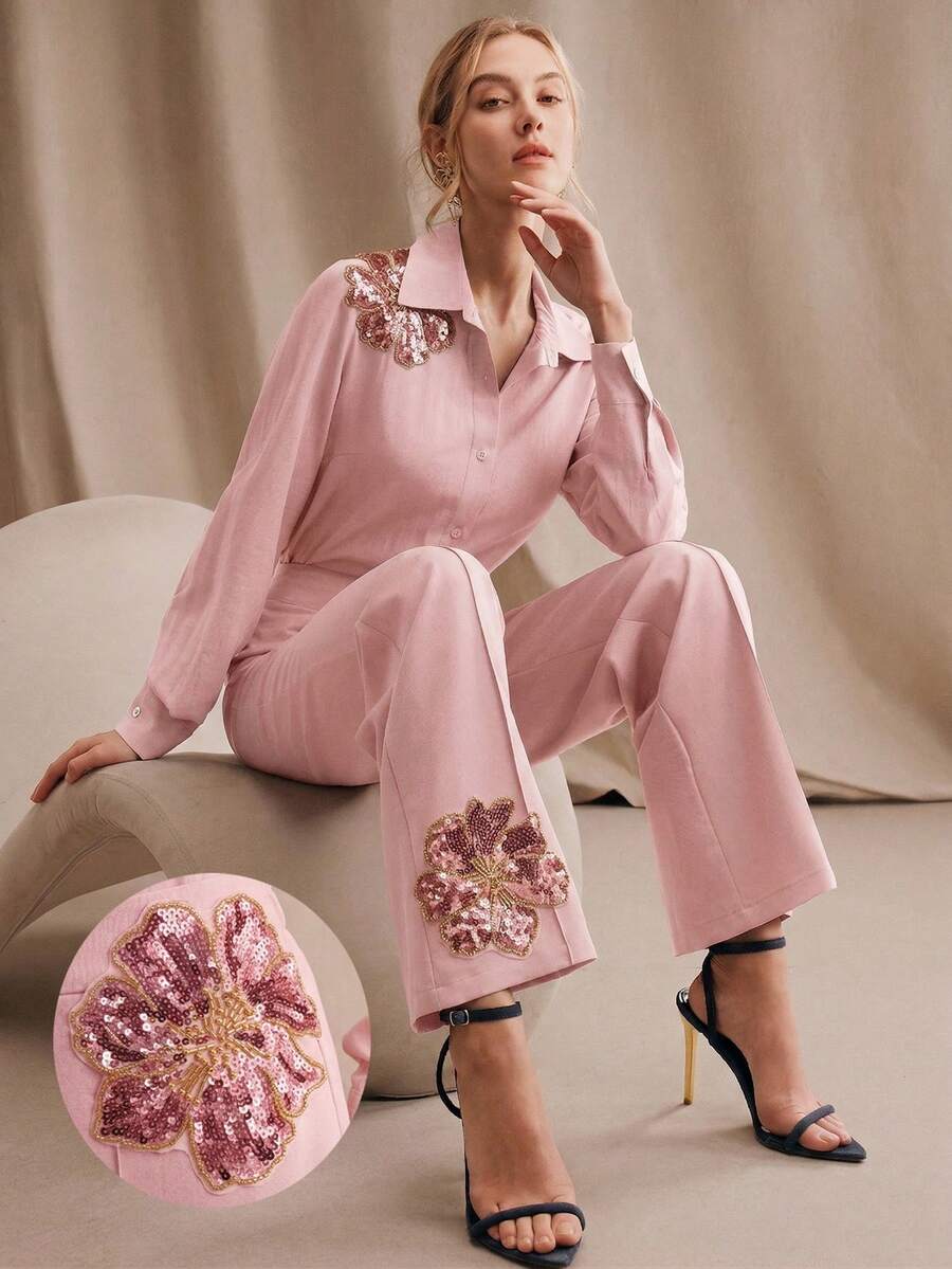 Anewsta 女士春夏藏蓝色优雅两件套，长袖翻领开衫衬衫 + 喇叭西装裤，衬衫和裤子上均饰有刺绣花卉亮片，适合出席高档聚会、商务活动、婚礼等场合。 - 粉色 - 查看 1