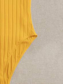 SHEIN EZwear Combinaison courte à col V côtelé jaune grande taille - Jaune citron - Voir 4