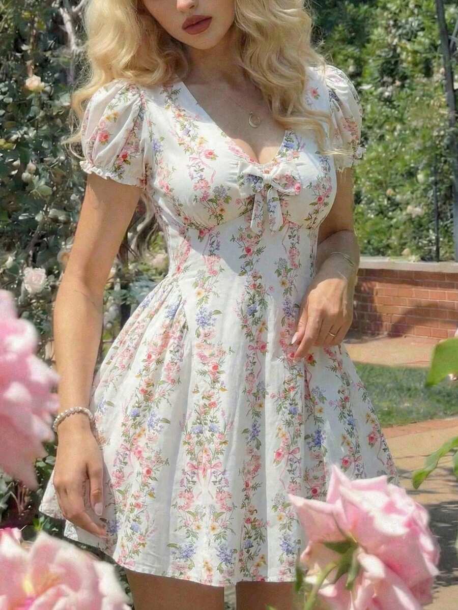 SHEIN MOD 大码女式碎花蝴蝶结装饰短款花瓣袖连衣裙