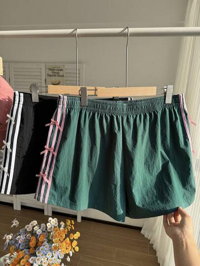 Comfortcana 2 chiếc quần short nữ dáng rộng kẻ sọc, cạp chun co giãn, quần short thể thao đa năng cho mùa hè và mặc hàng ngày trên phố.