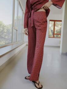 Nöista Conjunto de dos piezas, top asimétrico de un solo hombro con manga larga y pantalones acampanados de cintura alta a juego, todo en tela de satén jacquard. Primavera, verano, evento formal, look diario, Pascua, coordinado, conjunto de dos piezas. Invitado de boda. - Óxido marrón - Ver 6