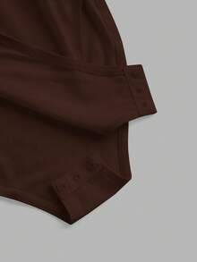 SHEIN EZwear Bộ đồ liền thân tay ngắn màu đen và nâu sô cô la cỡ lớn (2 món) - Màu nâu Sô-cô-la - Xem 6
