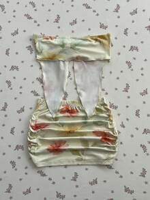 EgrlEra Island Vacation Romantic Floral Print Ruched Sexy Design Women's Bandeau Top And Mini Skirt 2 Pieces Set - Yellow - View 4